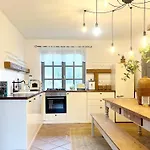 Casa vacanze 44 George House - Pool, Jacuzzi, Sauna, View Tilaj