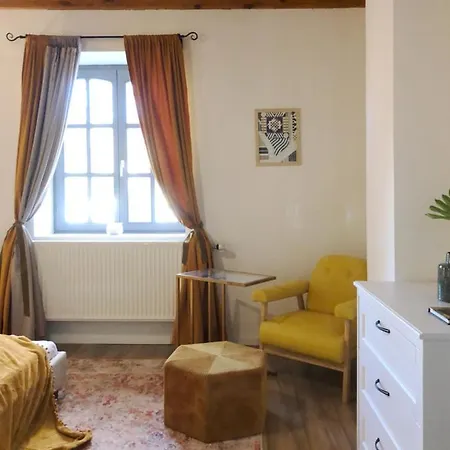 Tatil Evi 44 George House - Pool, Jacuzzi, Sauna, View Tilaj