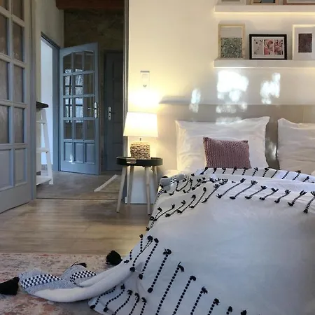 Tatil Evi 44 George House - Pool, Jacuzzi, Sauna, View *