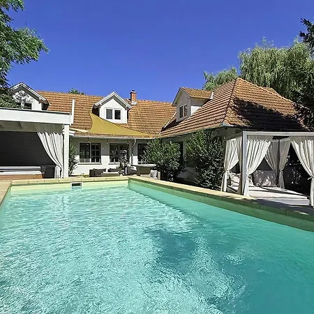 度假居 44 George House - Pool, Jacuzzi, Sauna, View *